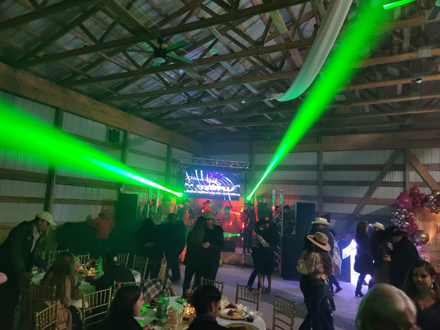 Barn reception with intelligent beam lighting